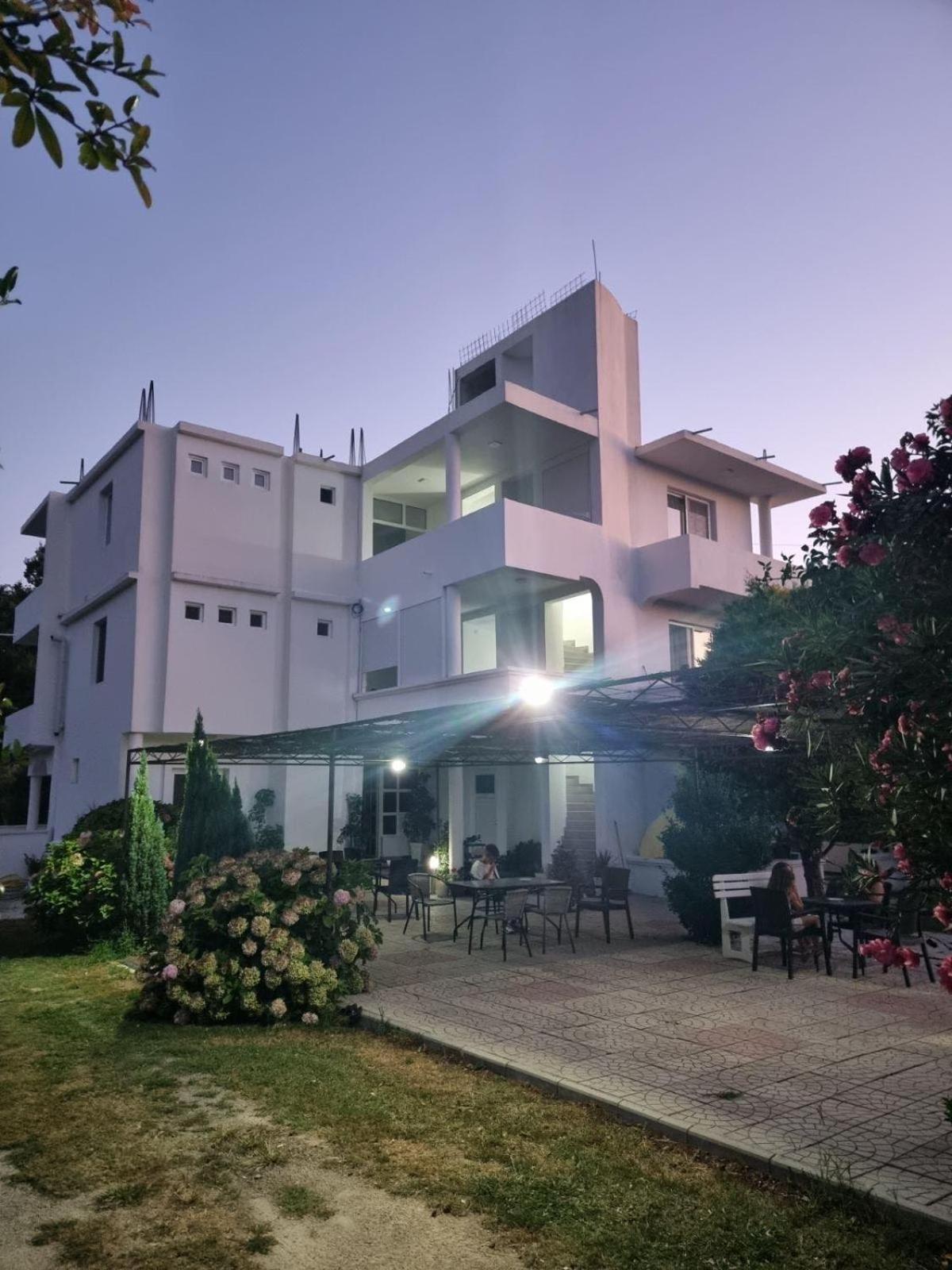 Hotel Casa Gazi à Ulcinj Extérieur photo