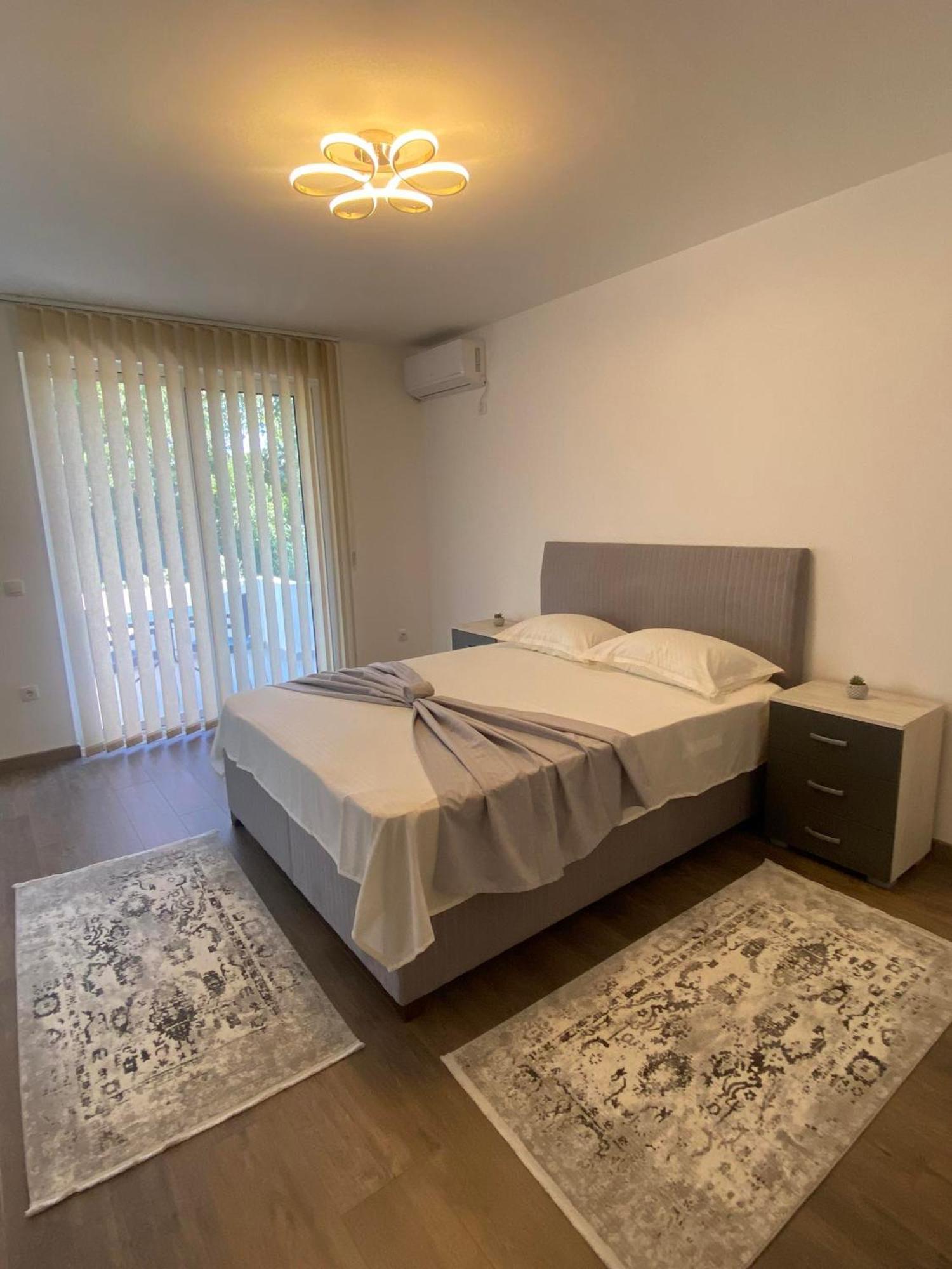 Hotel Casa Gazi à Ulcinj Extérieur photo